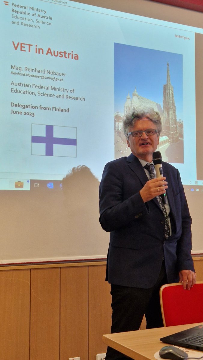 Itävallan #ammatillinenkoulutus on monipuolista. Malleja on useampia ja niitä meille esitteli opetusministeriöstä Reinhard Nőbauer. Erityisen mielenkiintoinen on viisivuotinen koulumuotoinen malli, josta valmistuu perusammatteihin ja lopulta AMK-tason ammattitehtäviin. #sajoON