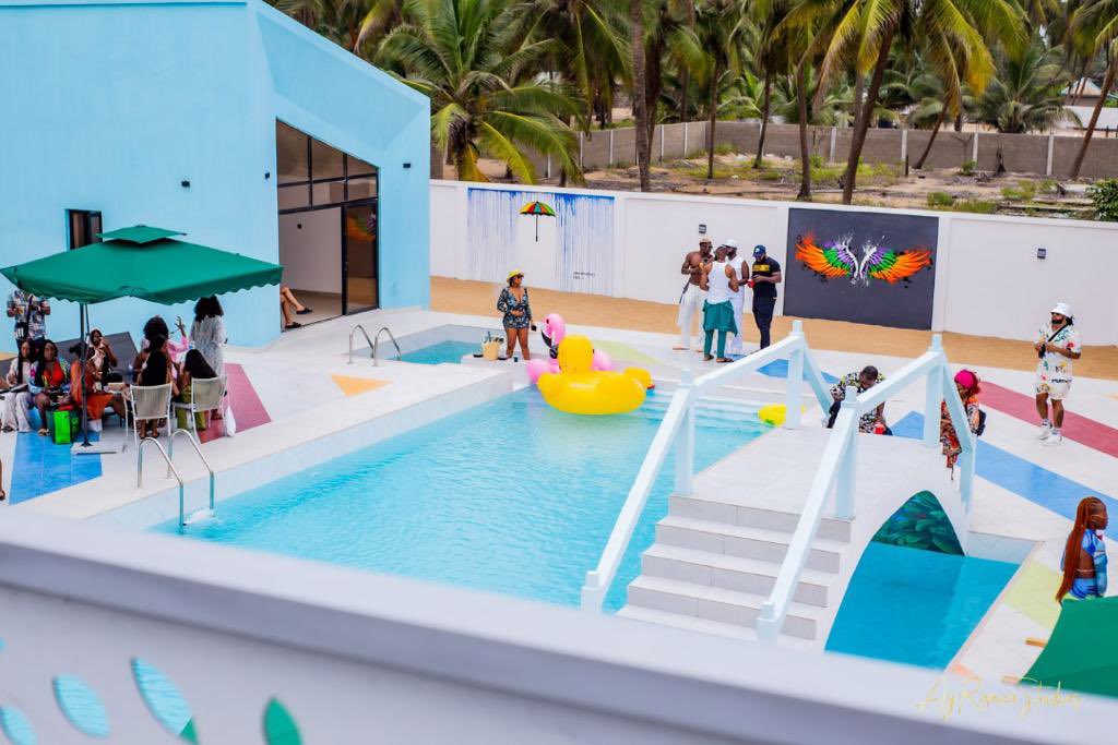 Swiftlet_ng's tweet photo. Beach house available for booking!!

Send a DM to book or for more enquiries🥇
#swiftlet
#apartments 
#shortlet https://t.co/dfEc19oSD8