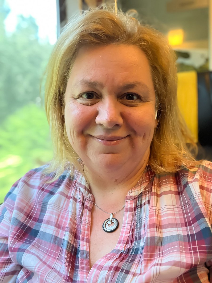 BibiPelic's tweet image. Though I’m a car person, love taking the train from time to time. 🚂 How about you? #travel #traintime