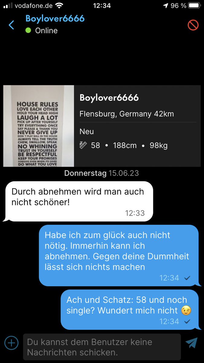 Kaylo321's tweet image. Heute sind die Leute mal wieder toxisch unterwegs. Die Szene zerstört sich selbst von Innen heraus. Da hilft auch der Kampf und Recht und Anerkennung, solange sich die eigene Szene nicht gegenseitig mehr diskriminiert. #mobbing #queer #planetromeo #toxic #bodyshaming #gayshaming
