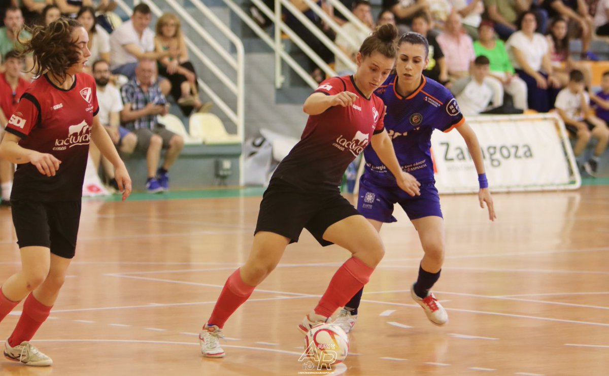 cdorvina's tweet photo. Este sábado partido de vuelta de Play Off contra @ColoColoZaragoz en Pol. Ezkaba. 

Os esperamos a todxs para animar.... #somosequipo 

📷 https://t.co/6c9Oda0qPZ gracias por las fotos!!
#lacturaleorvina #somoslaleche #futsalfemenino https://t.co/DAIWnXVmZi