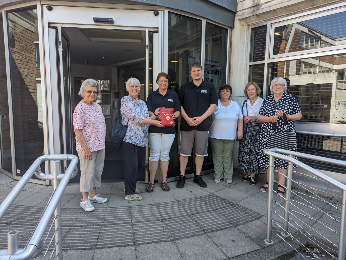 We were very pleased to accept a bleed control kit from Kingston Inner Wheel which they donated to us after hearing a talk from @TheDanielBaird1. In the event that Street Pastors respond to a bleeding injury in Kingston, this kit could help save someone's life #ControlTheBleed
