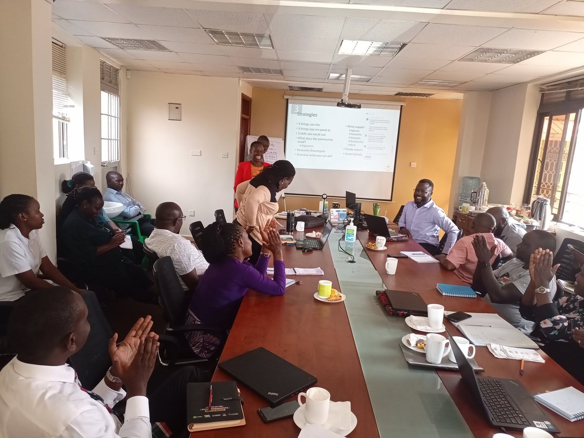 It was nice to share my personal story on #personalfinance management with over 80 staff @OxfaminUganda courtesy of @UAPOldMutualUg. We talked #budgeting #expensetracking #savings #investments #debtmanagement in times of uncertainty.