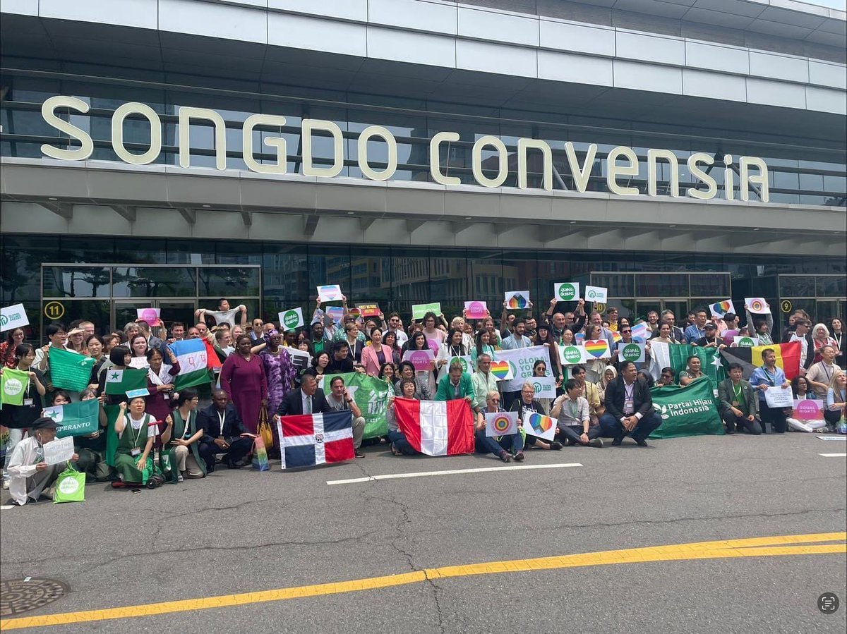 FlorHurtadoPeru's tweet photo. El Partido #DemocrataVerde miembro de la Federación de Partidos Verdes de las Americas y #GlobalGreens en la #GGCongress2023 https://t.co/o5I9d4Hf5L