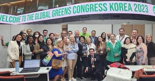 FlorHurtadoPeru's tweet photo. El Partido #DemocrataVerde miembro de la Federación de Partidos Verdes de las Americas y #GlobalGreens en la #GGCongress2023 https://t.co/o5I9d4Hf5L
