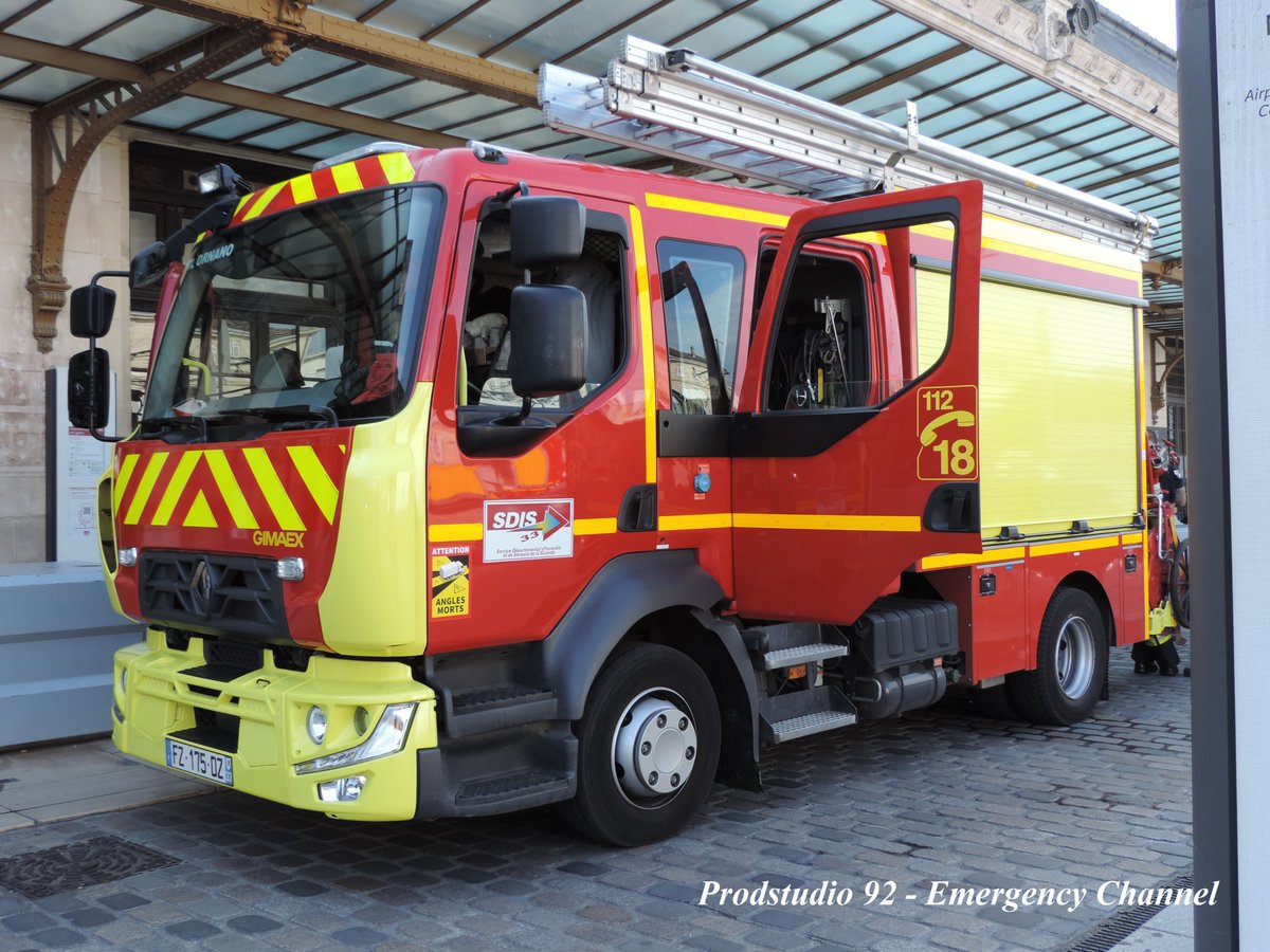 Productionstud4's tweet image. [📷🖊️ Nouvel article sur mon blog]
Une partie des véhicules incendie 🚒 du centre de Bordeaux Ornano photographié il y a quelques semaines sur mon blog: productionstudio92.blogspot.com/2023/06/sdis-3…