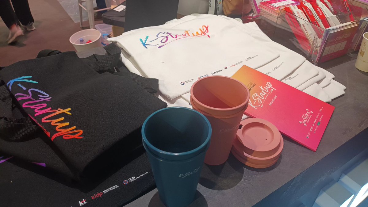 3itcom's tweet photo. #Korea @Kstartup StampTour ou l autre façon d interagir avec ses visiteurs
#Vivatech
4 tampons et .... c est gagné
#HumanInside https://t.co/z1smvXxOZ6