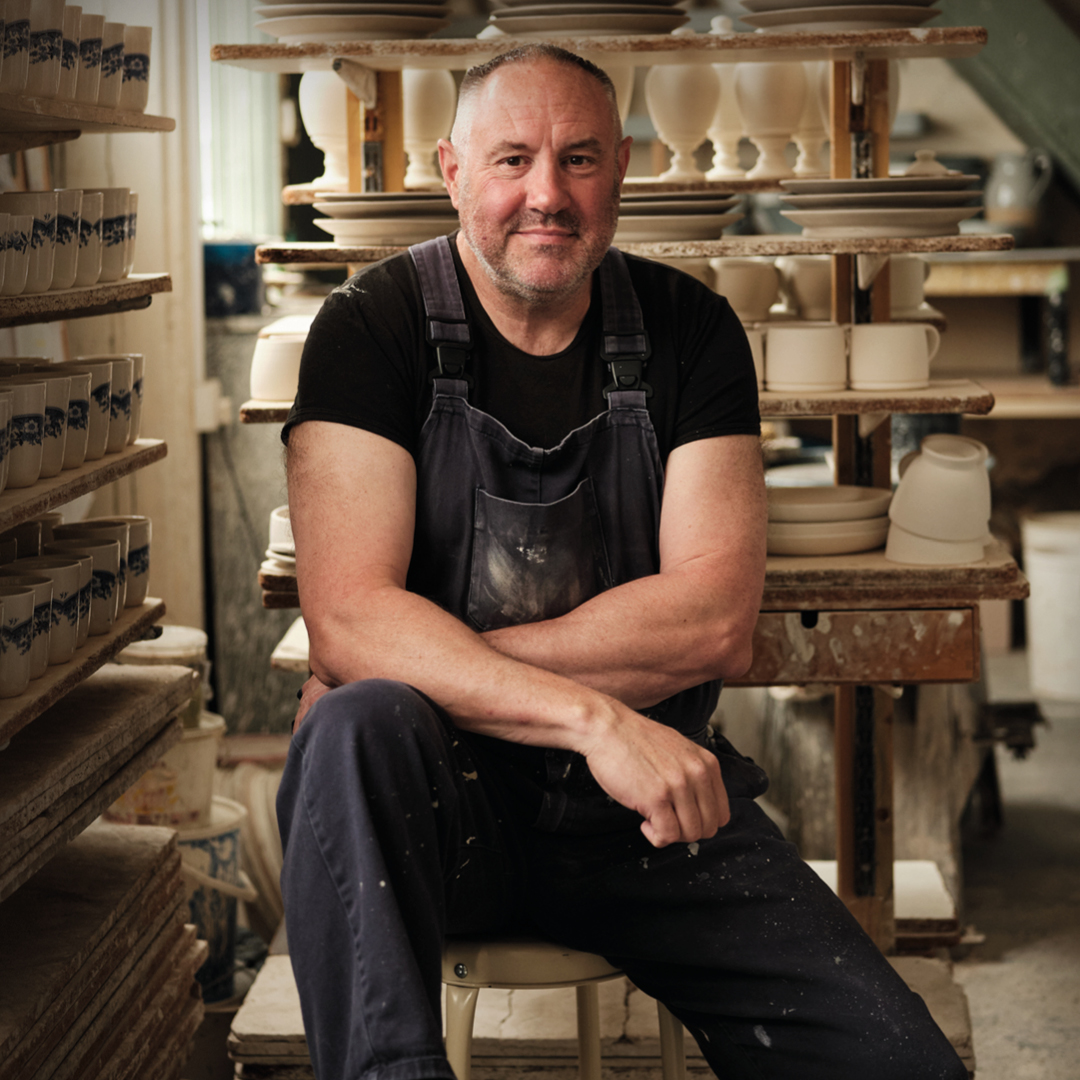 TALKS&amp;THOUGHTS
Coming up this week...

Sun 18 June, Keith Brymer Jones

Join Great Pottery Throw Down judge, Keith Brymer Jones, as he shares stories of life in front of and behind the potter’s wheel. Link for tickets⬇️⬇️ 
ow.ly/yi9p50OMSSi