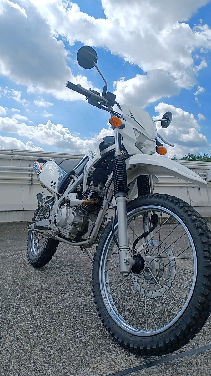 過去バイク紹介定期⤴️⤴️
カワサキ　KLX125🕊️🍀
#バイク乗りと繋がりたい
#バイク好きと繋がりたい