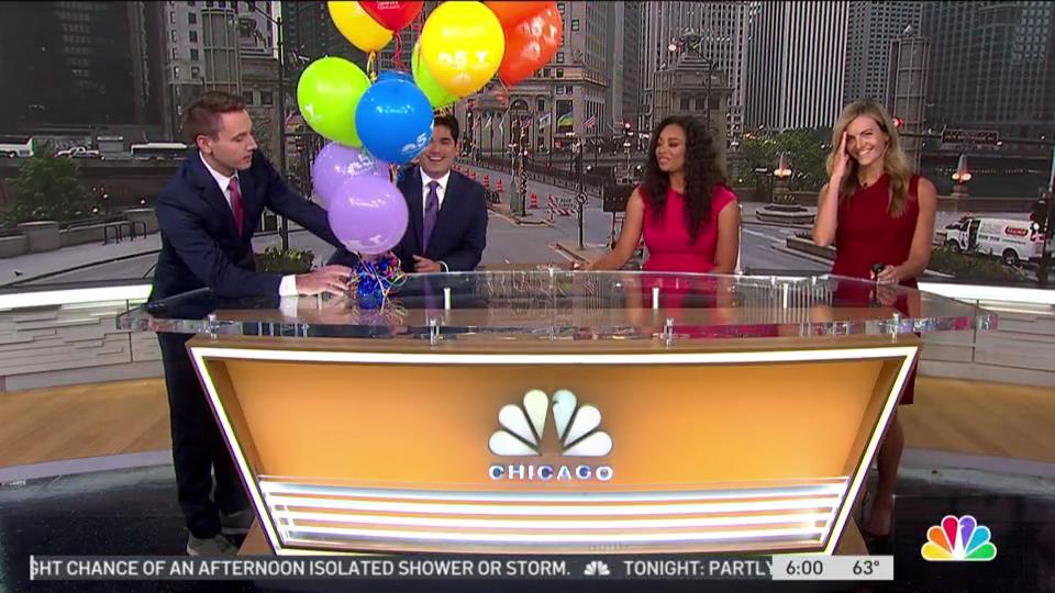 Nothing if not resourceful! Lobby balloons ftw... hbd @JCNavarreteNBC @KevinJeanes @MRelerfordNBC