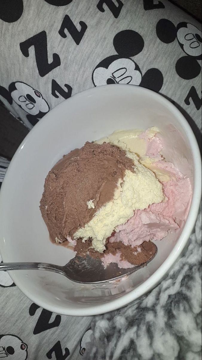 AzraSahibe34's tweet photo. Yaz geldiyse madeeem 🍧

#sahibe #köle
#finansalköle #finansalkole #ayak #ayakfetiş #fetiş #scat #pissing https://t.co/ZpSJErOCNh
