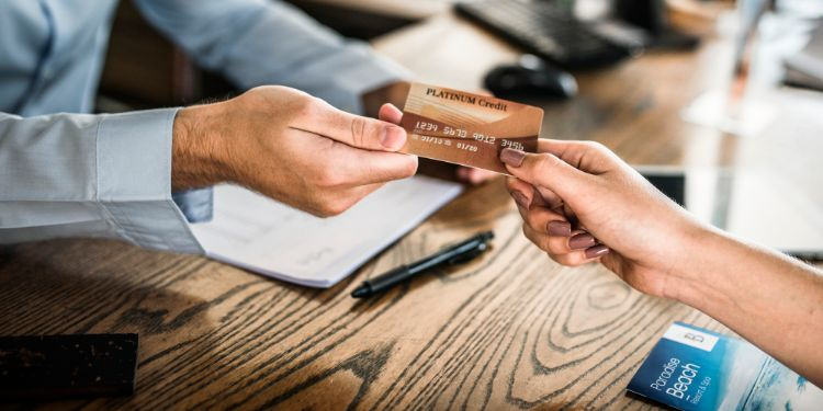 MarieAl02246227's tweet photo. 🤔 Ma banque peut-elle me faire un #rachat_de_crédit ❓

✅ Eh bien, vous serez heureux d'apprendre que la réponse est 🔥 𝗢𝗨𝗜 🔥, votre banque peut effectivement vous proposer un rachat de crédit. 🥳

✍️ Découvrez l'article sur https://t.co/qMkgSCUNnd https://t.co/Kn3QL4UdUS