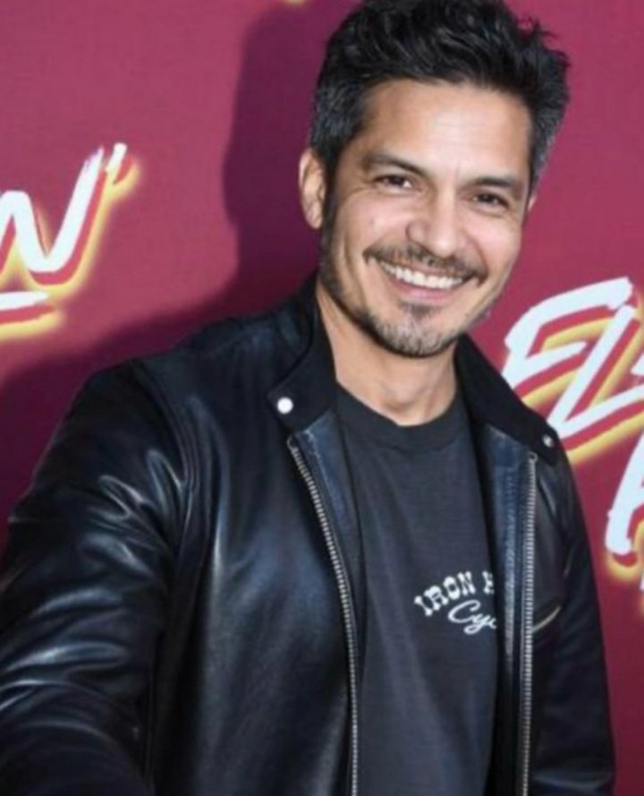 Cutie pie ❤ #NicholasGonzalez