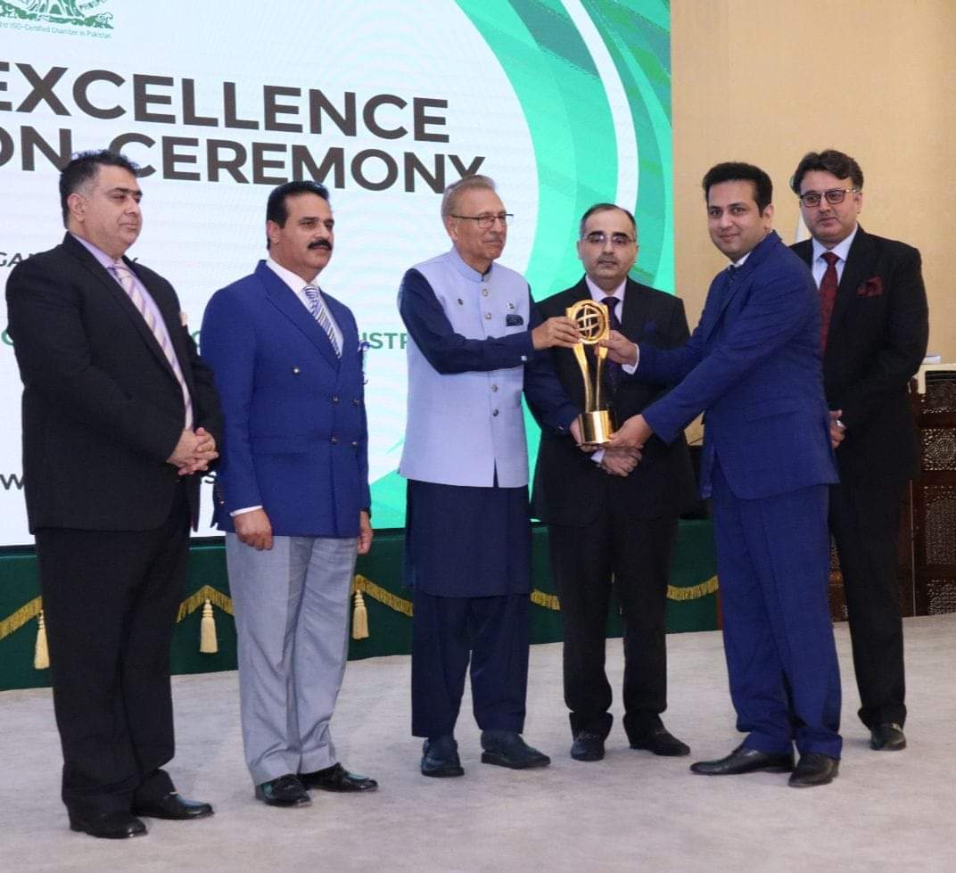 TechAbout's tweet image. Hard work and dedication are the bedrock of every great achievement. #Congratulations to our diligent CEO, Mr. Jazib Zaman, and the entire team for winning 4th consecutive Presidential Award at the ‘LCCI IT Excellence #Awards 2023’ held at Aiwan-e-Sadar. 

#TechAbout