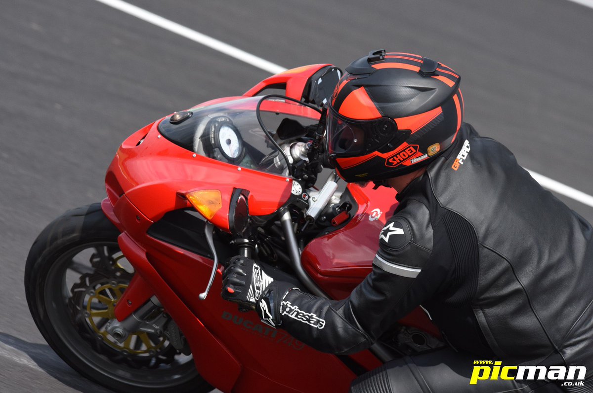 Really enjoying the track riding this year. <a href="/alpinestars/">alpinestars</a> <a href="/ShoeiHelmetsUK/">Shoei Helmets UK</a> <a href="/CadwellPark/">Cadwell Park</a>