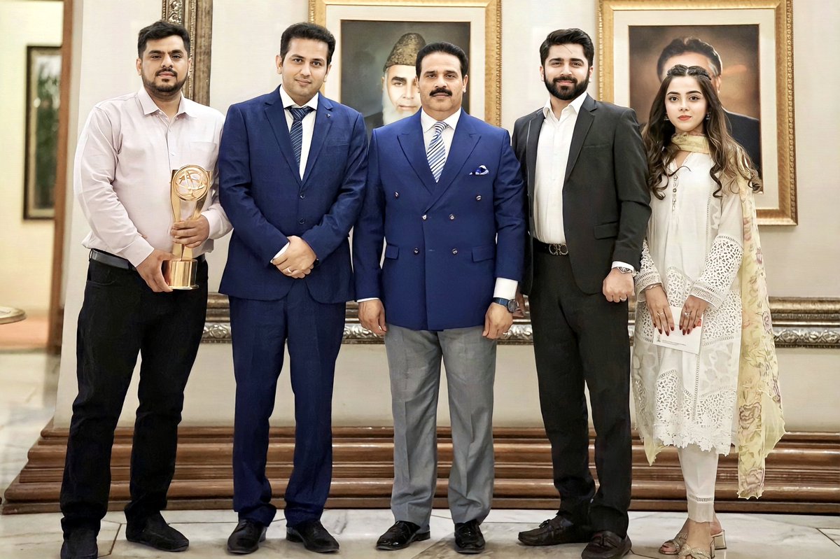 TechAbout's tweet image. Hard work and dedication are the bedrock of every great achievement. #Congratulations to our diligent CEO, Mr. Jazib Zaman, and the entire team for winning 4th consecutive Presidential Award at the ‘LCCI IT Excellence #Awards 2023’ held at Aiwan-e-Sadar. 

#TechAbout