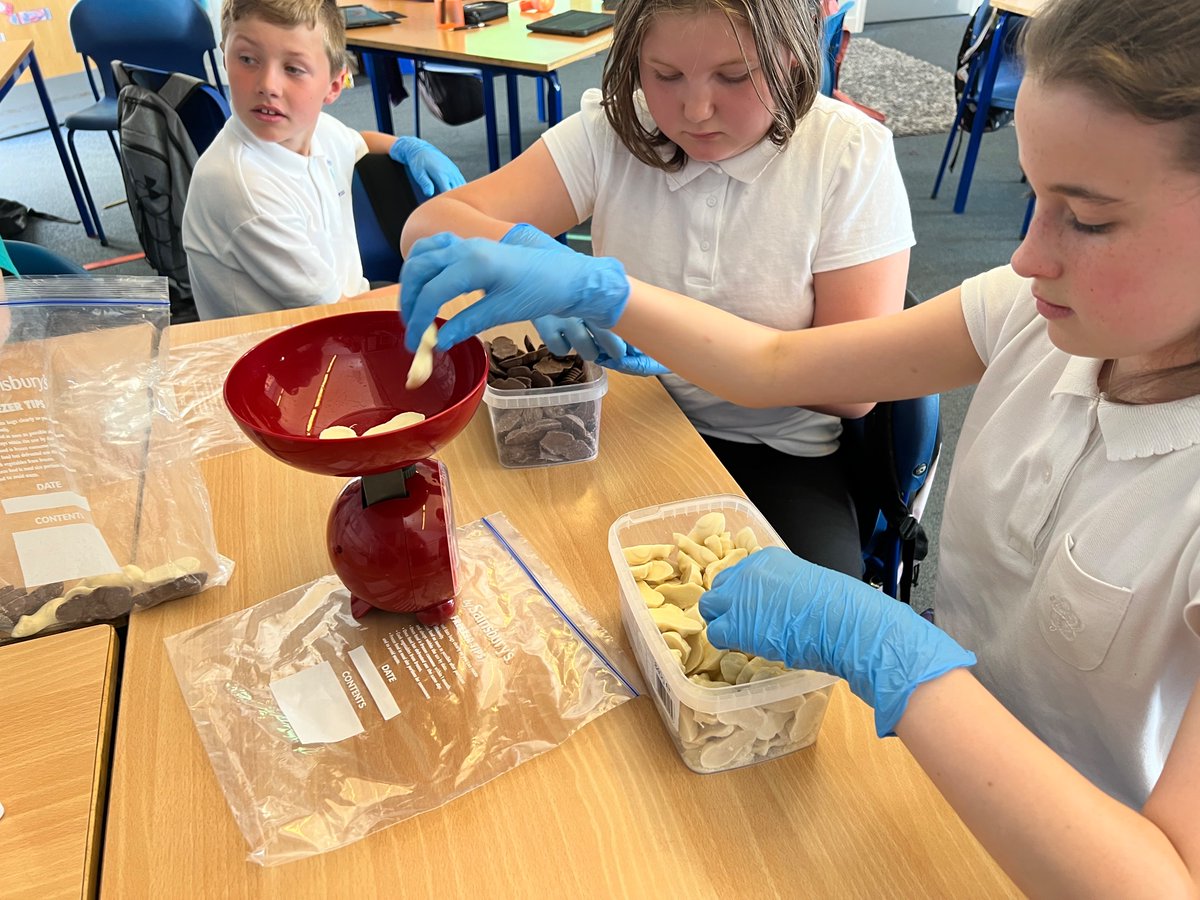 Miss Cowie & P6R tweet media