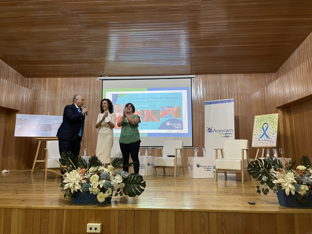 acescam_clm's tweet photo. 📆#DiaMundialTomaConcienciaAbusoMaltratoVejez

Reyes y Ana Isabel hablan sobre la importancia de la preparación para aprender a cuidar.

❕El BUEN TRATO es de LEY.

#ACESCAMNosGustaCuidarte 💙💚 https://t.co/tq4R6UCVra