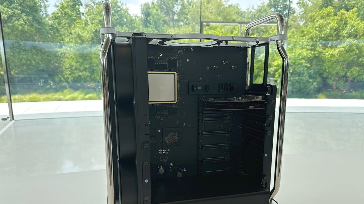 #catnews #crypto #tech Bug in new Mac Pro is disconnecting internal drives - https://t.co/idvJK4dxOS https://t.co/P3Btd5vWLU