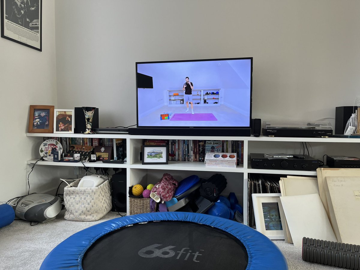 helengoth's tweet photo. Taking the coolest 🔥☀️exercise option this lunchtime…an old @thebodycoach #PEWithJoe! #KeepMoving #KeepBouncing https://t.co/pnMEEGESX9