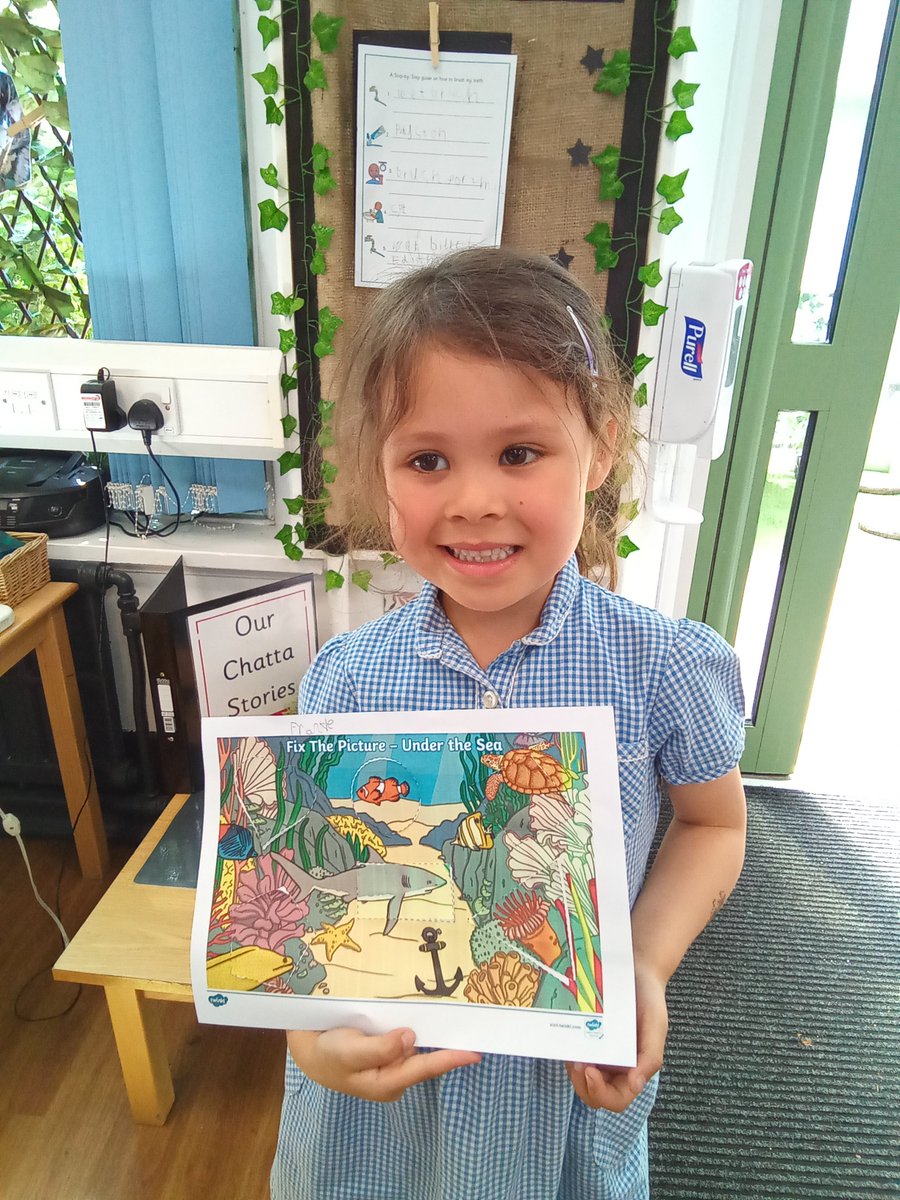 BPSHull's tweet photo. Reception have loved the Literacy area this week! We have written about different sea creatures, used our fine motor skills to create sea pictures and sea animals and retold the story of 'The Three Billy Goats Gruff' #BPSEYFS #BPSWriting https://t.co/PDKsn3Ydlu