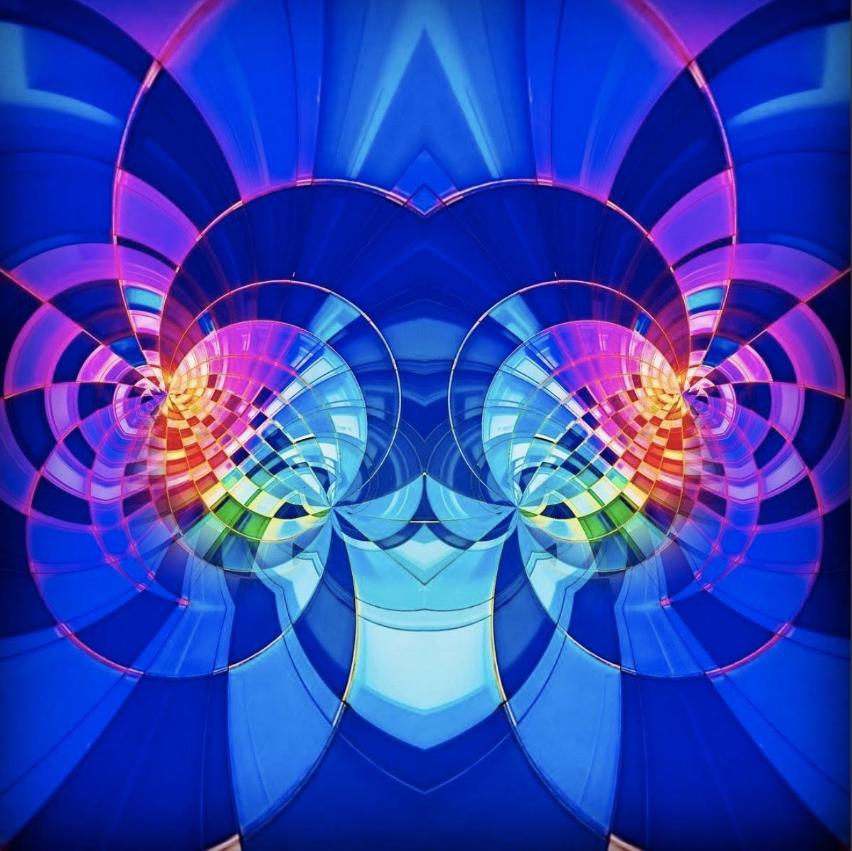 AMindDarkly's tweet photo. TI artist @les_giga created the following image using a found photo of swirling lights.

The image appears to the artist as an angel or watcher of some sort, with a feminine nature, that inhabits hidden dimensions of the holographic universe.

Docet Rose.

Linda, 2018.
iPhone camera and imaging applications, 1198 x 1196 px.