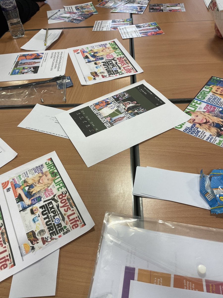 Zoeshe_scotland's tweet image. Gender stereotypes when did you first notice that girls and boys are treated differently? Talking about the changes that have been made and how the gap is closing #WeCanDoItAll #girlpower #womanswork 
@she_scotland @Stacyshe_scot