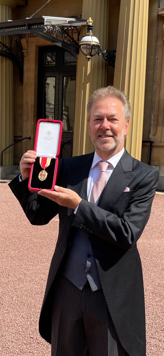 Huge congratulations to our @ProfLAppleby who received his knighthood for services to medicine and mental health on Tuesday!