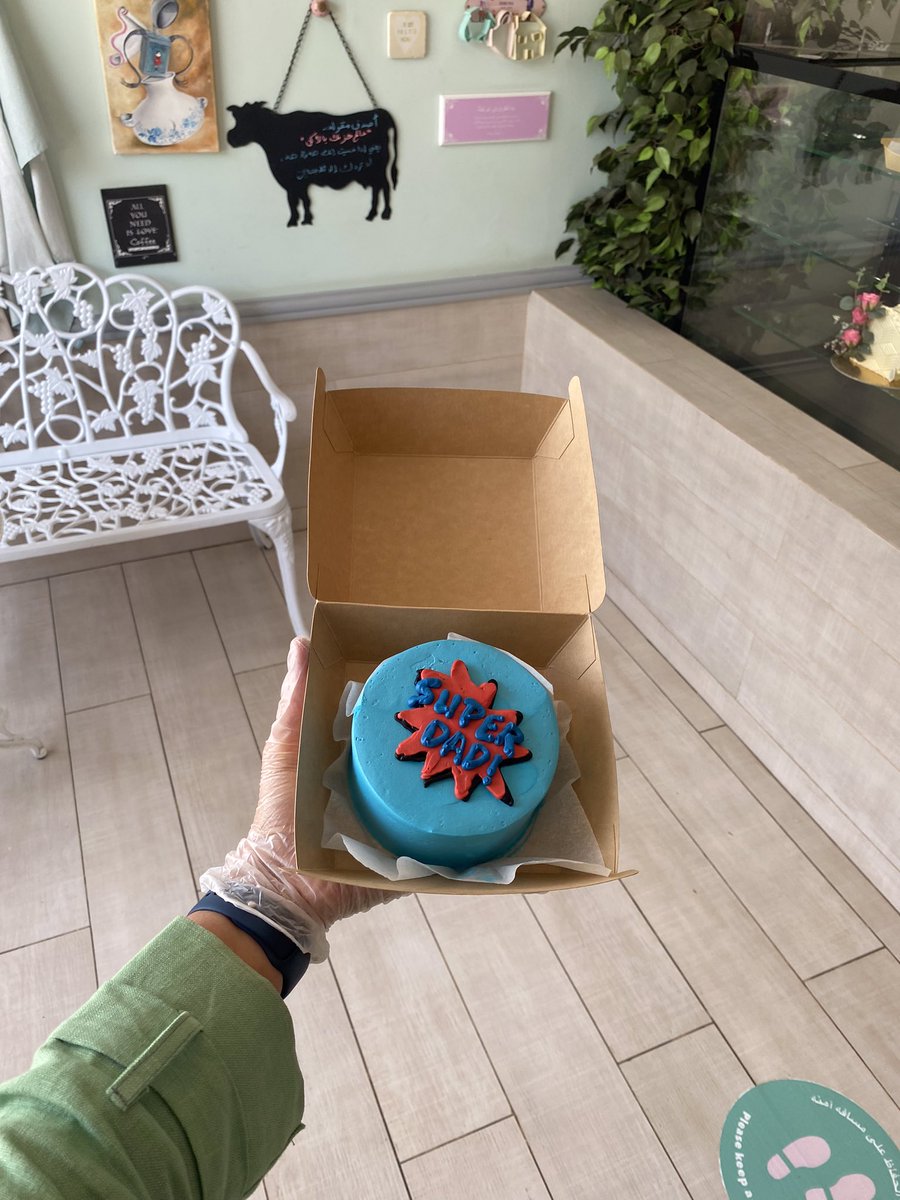 DelishbakerySa's tweet photo. كيكات اللنش بوكس للأب
تتوفر بنكهات وتصاميم مختلفه
مناسبه للعوائل الصغيره
أو لأب جديد 👨🏻‍🍼
تتوفر ابتدأ من يوم السبت بالمحل وعلى تطبيقات التوصيل

 #يوم_الأب #يوم_الاب_العالمي #أبي #ابي_الغالي #fathersdaycake #fathersdaygifts #riyadh #saudiarabia #delishbakerysa #yum #cake https://t.co/sxGQJRMMQt