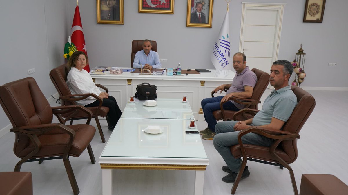 Şehrimizin tarihi yapılarını, simge yerleri tekrar onarıp, depremin izlerini silmek için elimizden geleni yapacağız.
Ankara Yıldırım Beyazıt Üniversitesi öğretim üyesi Dr.Nurçin Çelik, Arkeolog Mesut Tekin ve Mimar Kasım Öztürk ile Adıyaman il merkezindeki tarihi evlerin