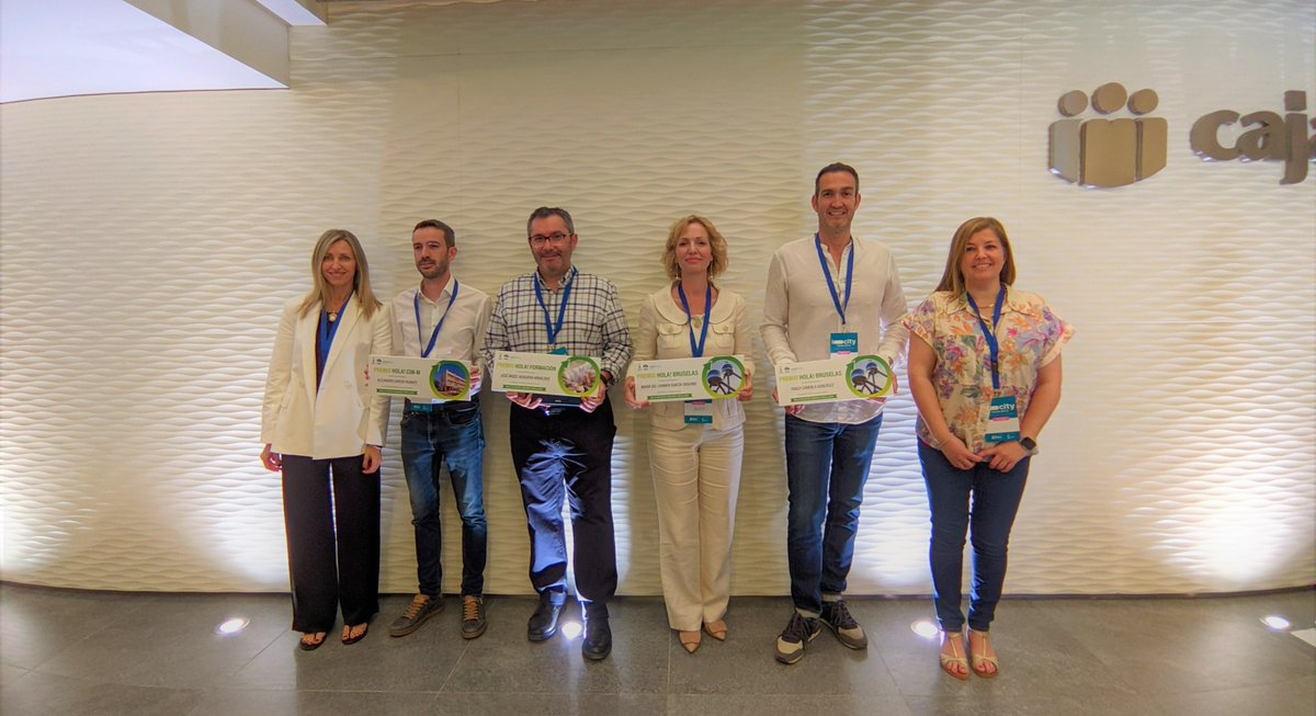 Entrega de PREMIOS🏆 de #HDUC♻️ Un programa-concurso en el que retamos a los ciudadanos a hacer de #Murcia un municipio más #sostenible

H! BRUSELAS - FESMUR e IDSUN FLEX ROAD 
H! CIM-M - COLCHONES RENOVADOS 
H! FORMACIÓN - NEORADIX SOLUTIONS

¡GRACIAS a todos!😃

#iCity2023