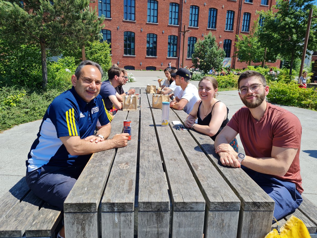 SAVIBrunel's tweet image. Delighted to meet @LayanFessler from Université Grenoble Alpes and @CoeugnetMarine of @Scalab_umr at the University of Lille&apos;s research centre in Tourcoing 🇫🇷

#research #collaboration #PhDlife #neuroscience #Science