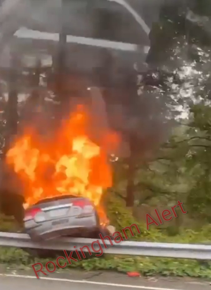 (OOA) Beverly, MA *MVC/VEHICLE FIRE* Route 128 NB JSO Exit 47 - Motor vehicle crash with a car on top of a guardrail well involved, unknown on injury, no entrapment, right lane blocked, use caution and expect delays - 6/15 - 07:40 #MATraffic #Rte128 #BeverlyMA