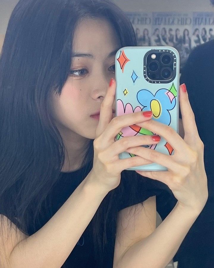 girls like me don’t cry (pero iniiyakan kapag mababa ang grade)