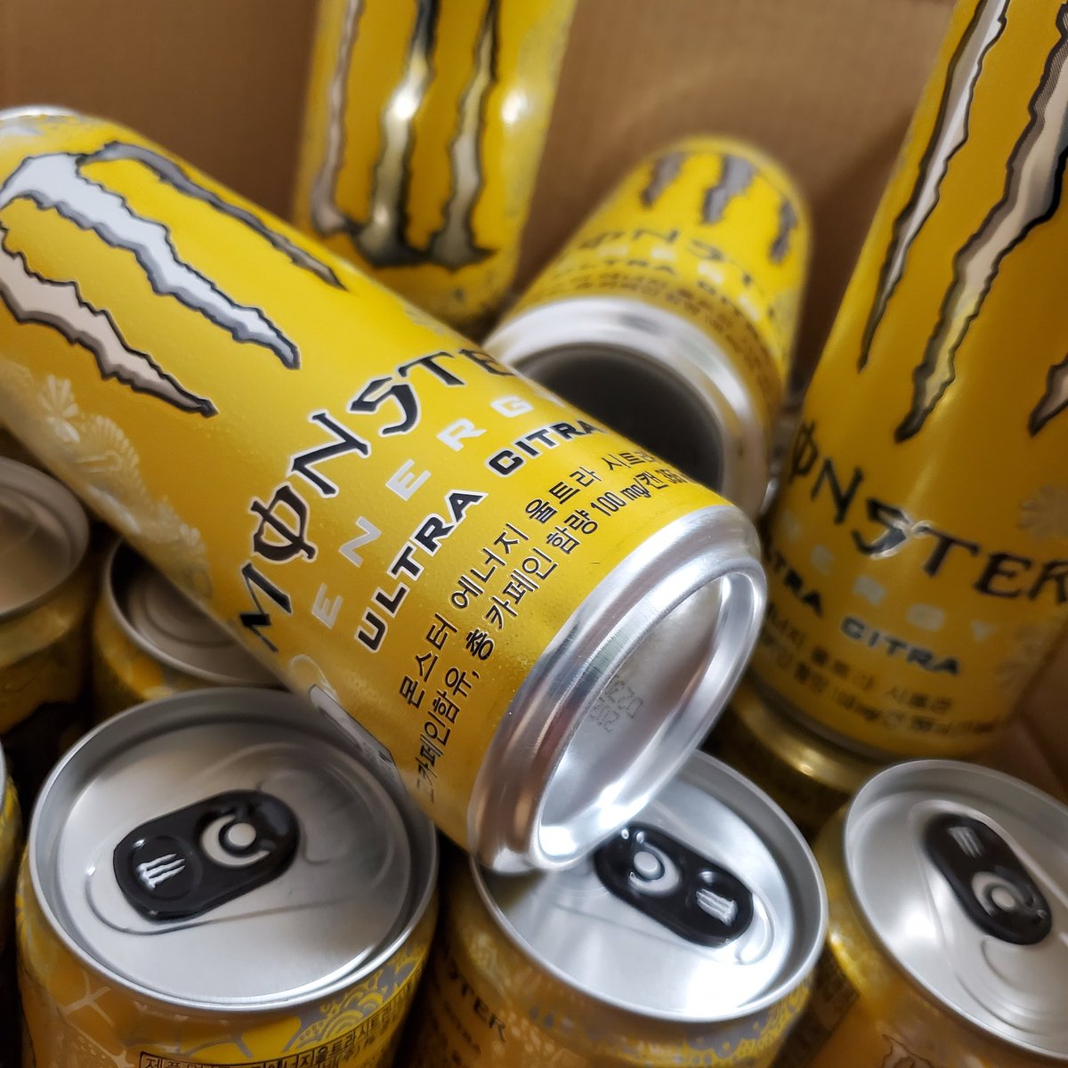 あかな_112　@ReV tweet media