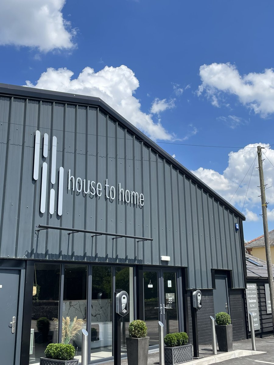 Splice Creative tweet media