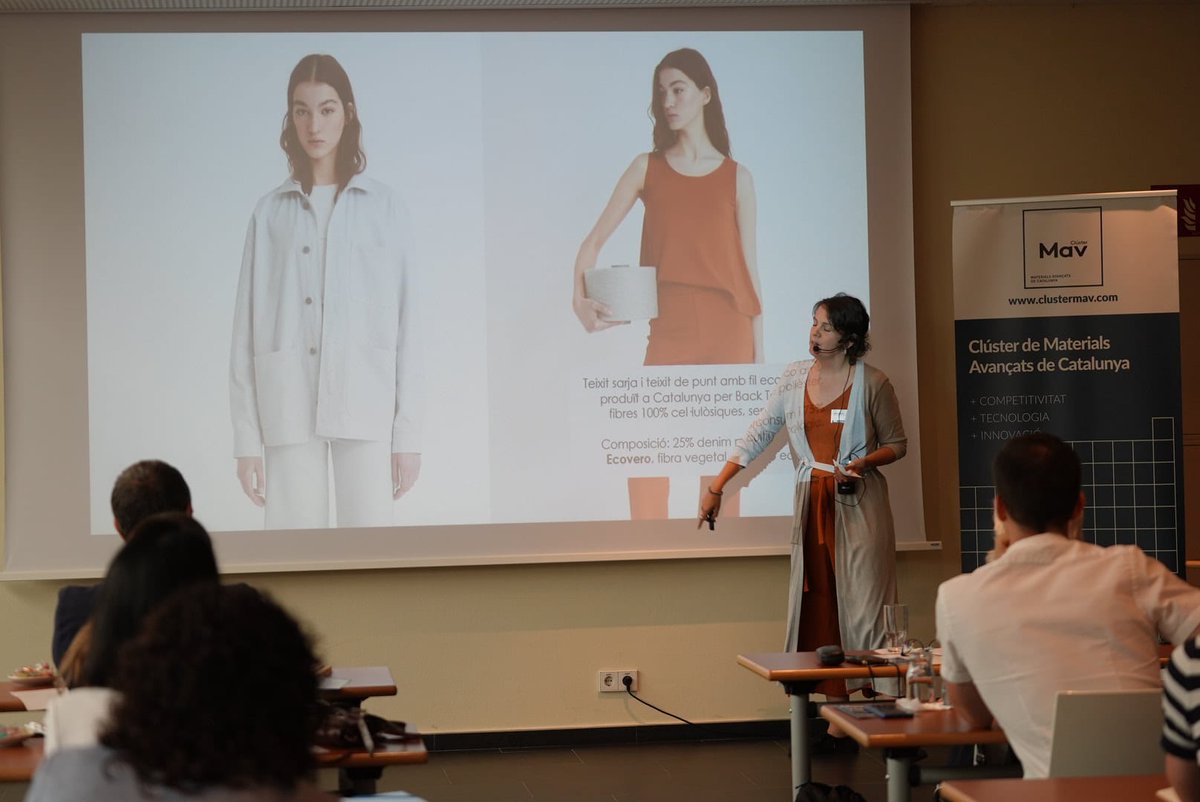 ClusterMAV's tweet photo. 🗣️ @NubiolaNuria ens presenta la marca de moda sostenible #InfinitDenim i el projecte social de promoció de la circularitat tèxtil @backtoeco 👚✂️
💬 "Intentem introduir la cultura de l’#ecodisseny i formem el client en la cultura circular" https://t.co/Qf32F0jExe