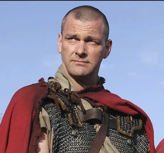 Récemment nous ont quitté des acteurs/actrices qui manqueront beaucoup au cinéma… mais ils seront éternellement présents dans nos collections et nos souvenirs ! ❤️
Marion Game (1938-2023)🇫🇷
Michel Côté (1950-2023)🇨🇦
Treat Williams (1951-2023)🇺🇸
Ray Stevenson (1964-2023)🇬🇧