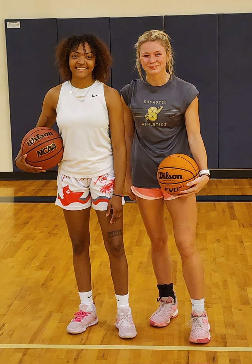 <a href="/ComeauxKiara/">Kiara Comeaux</a> is in Myrtle Beach for the summer to work out and get acquainted with future DCB WBB  teammate <a href="/kenziemasse/">mackenzie massey</a> . 
Theses 2 need no motivation.
🪓🪓🪓

<a href="/DCB_Athletics/">DCB Athletics</a> 
#ChopWood