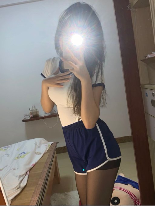 gimjia34466596's tweet photo. 可以交個朋友嗎？
   line💔010720c 
#19歲學生 #單身 #臺灣女孩  #口交 #火車便當 #麻煩大家多多轉推 
#轉推優先回覆 
#追蹤  
#轉推有機會免費約一次哦 https://t.co/eQB2Z68pBI