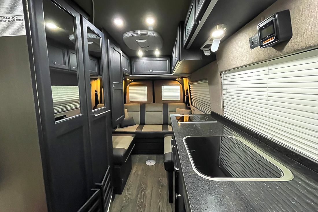 SylvanLakeRV's tweet image. Introducing the 2017 Roadtrek SS Agile (Stock #3115) – the ultimate adventure companion that's ready to fuel your wanderlust!

sylvanlakerv.com/listings/2017-…

#PreOwnedRV #RVforsale #reddeeralberta #ClassBMotorHome #rvlife