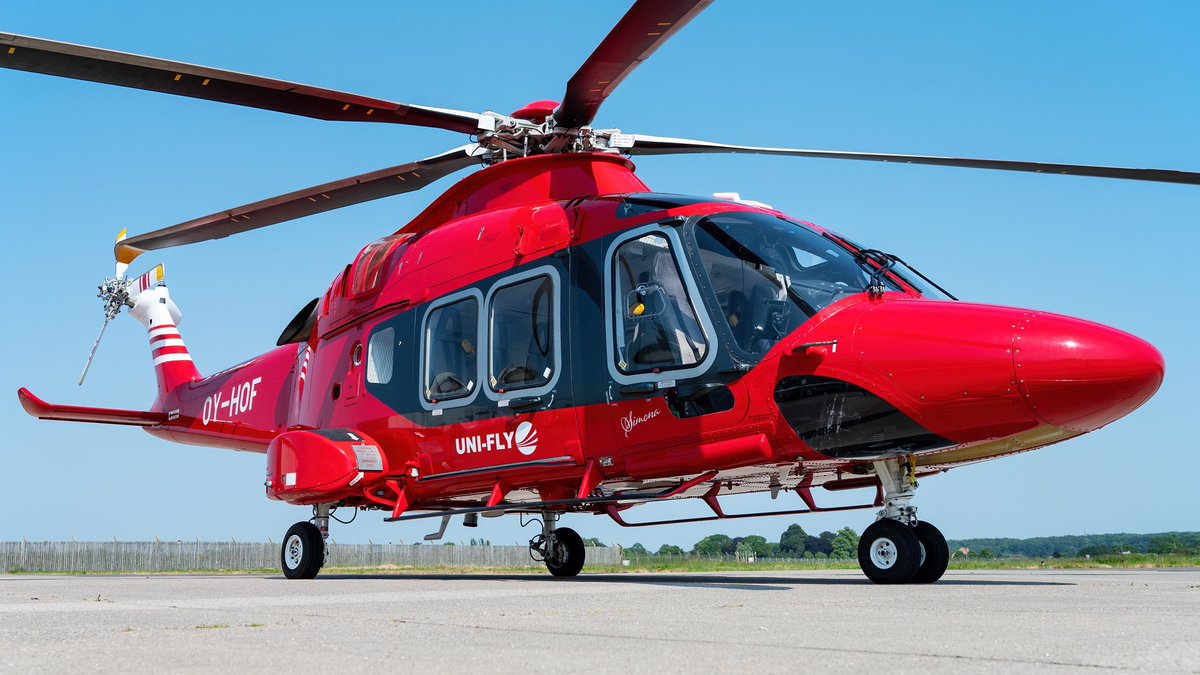 KM_Aviation's tweet photo. A Uni-Fly AW169 OY-HOF at Humberside Airport on Saturday afternoon #Avgeek #Aviation #Photo #Photography #Planespotting #AW169 https://t.co/7oFQHNkRns
