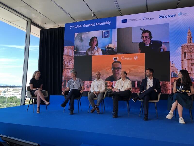 eusatcen's tweet photo. Congratulations to @CopernicusECMWF for organizing an amazing event! 🙌
@eusatcen is thrilled to continue our collaborative journey with the #CopernicusHealthHub initiative within #CopernicusSEA🌍🛰️Together, we can revolutionize health &amp; well-being with the power of #Copernicus! https://t.co/IhcdML8bJw