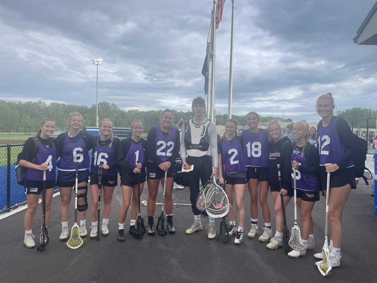LancVarGirlsLax's tweet photo. Great job at the WNY senior game last night !!! ❤️🥍🖤 @LHS_Athletics1 @bufnewspreptalk  @lanclacrosse16 https://t.co/mJRii3mAKN