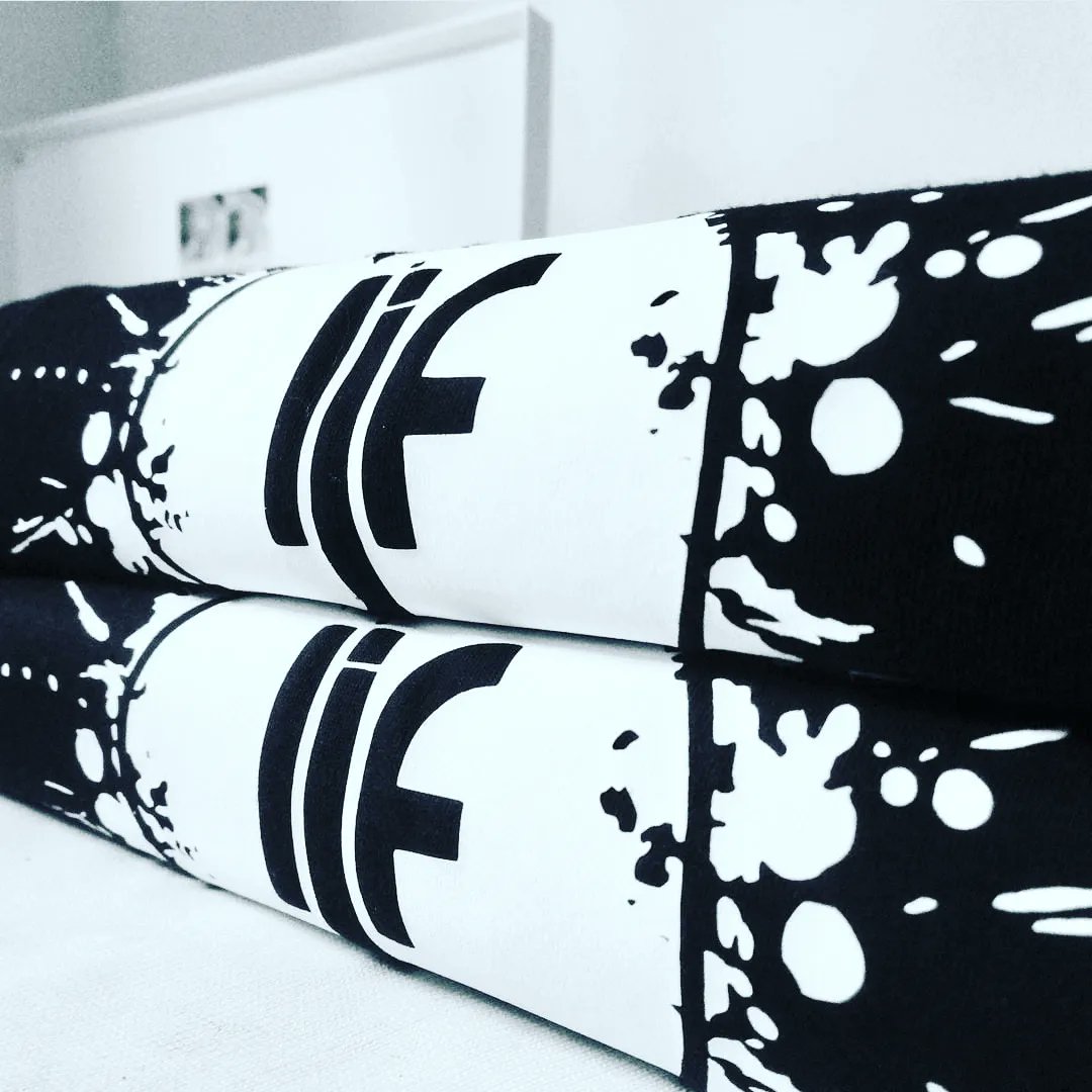 roots_studios's tweet photo. "We are here to help you make an impression with your print"

#Printing #Design #HighQuality #InAnyQuantity #VinylPrint #ClothingBrand. #LocalBrand #LaJoyFam #StartupBusiness #ExistingBusiness https://t.co/7umP526q0A