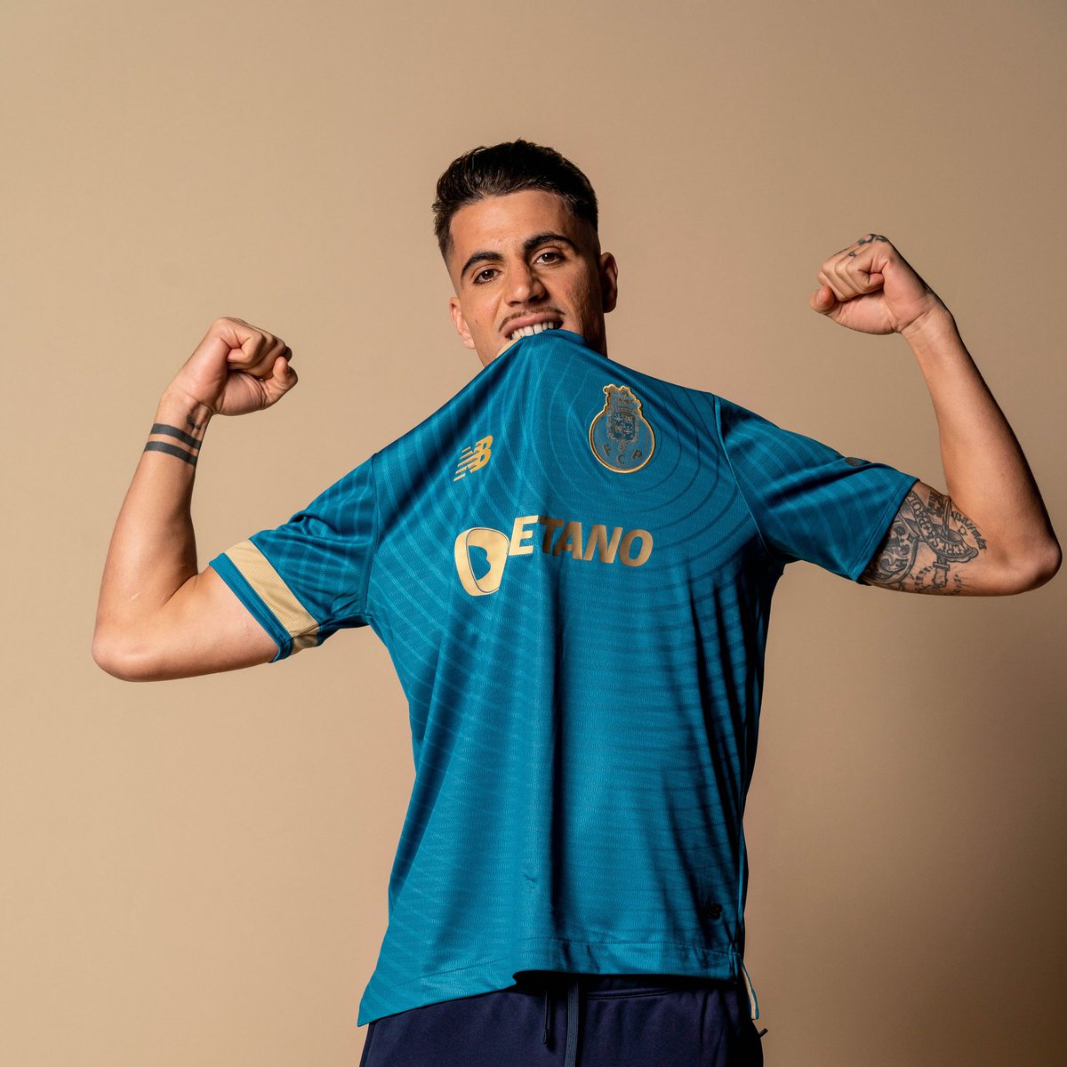 FC Porto x New Balance: 23/24 Alternatif Forması