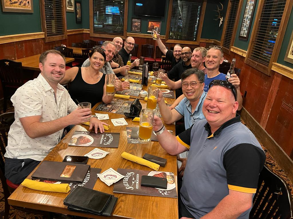 re_sauce_'s tweet image. Last night was another smashing evening here at the @InfoComm I had a couple of drinks at the @AVMag event, followed by an amazing night out with the @Plexus_AV team!
#avtweeps #plexusav #infocomm2023