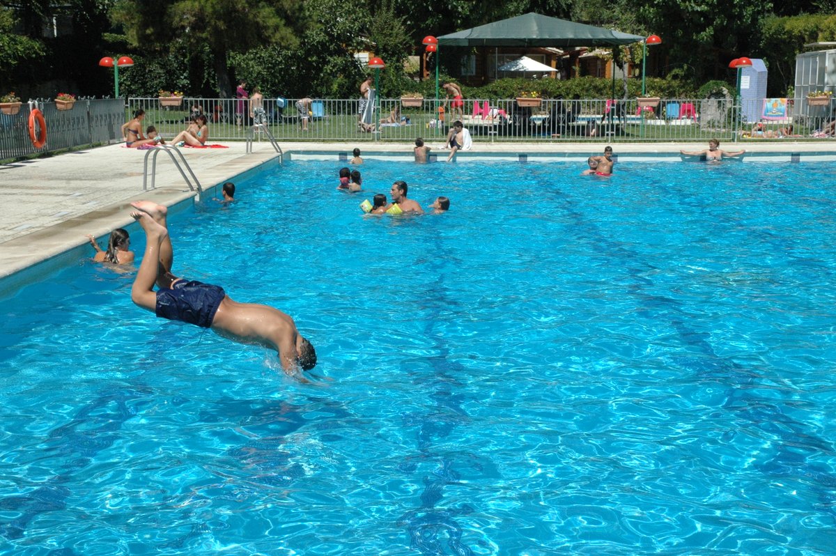 bungalowsmadrid's tweet image. 💦💦💦💦OPEN POOL💦💦💦💦
Sábado 17 de junio, inauguramos temporada de piscina   
#OpenPool #escapadaMadrid #actividadesEnMadrid #Splash #Ecofriendly #PromociónVerano #bungalows #Suites #turismoMadrid #Madrid #Naturaleza #CampingMadrid #BusCampingMadrid @CampingMadridArcoIris