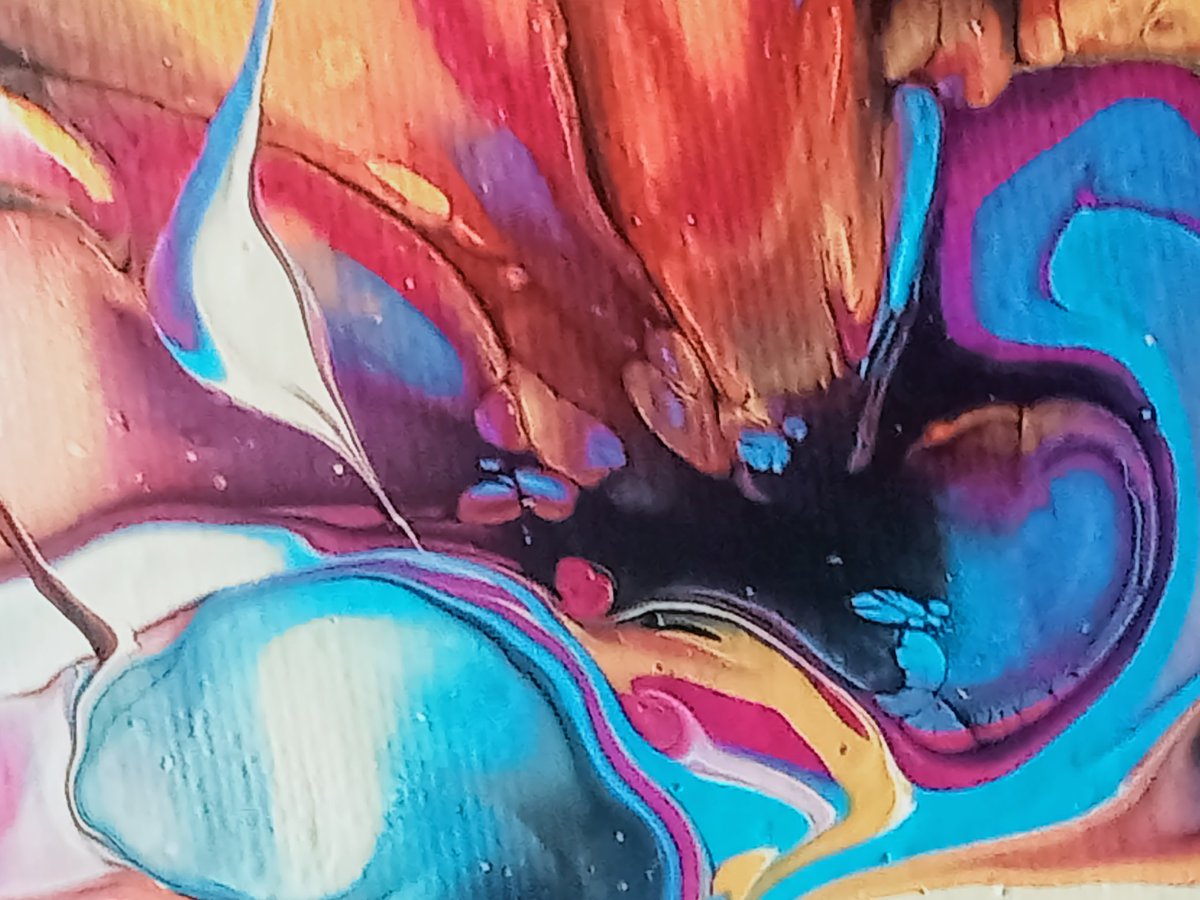 Got to love a close up. 20 cm canvas and this 
#art #ArtistOnTwitter #colourpop #irishartist