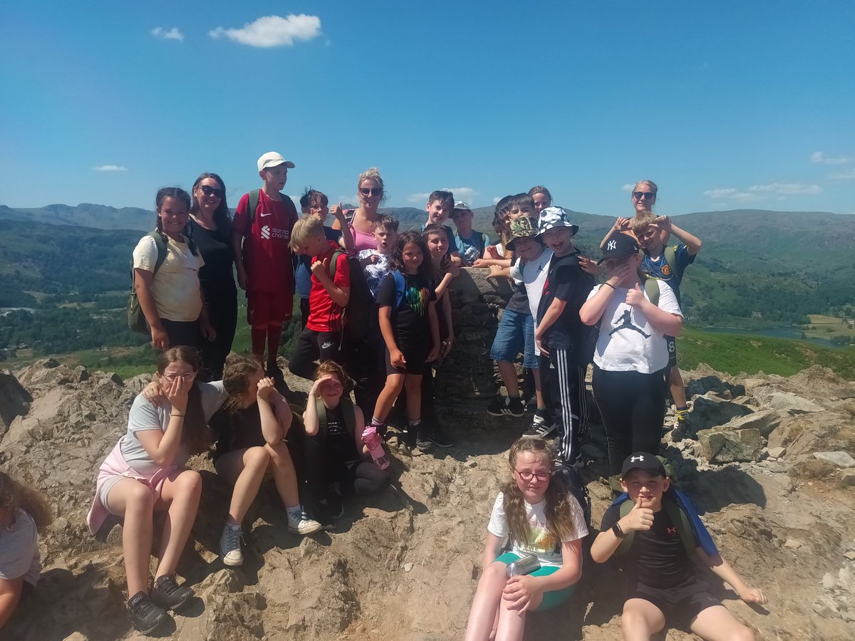 We have reached the top of the fell! ⛰️🏞️💪